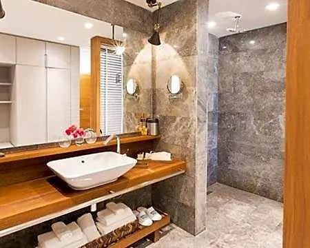 Miamai Boutique - Adult Only Hotel
